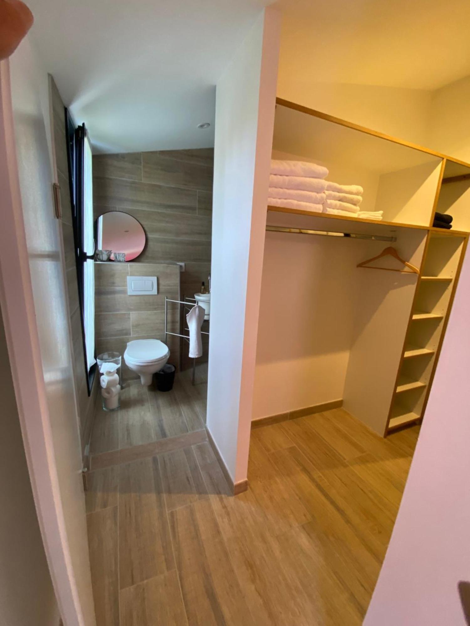Le 5 Bis Bed & Breakfast Mornac-sur-Seudre ภายนอก รูปภาพ