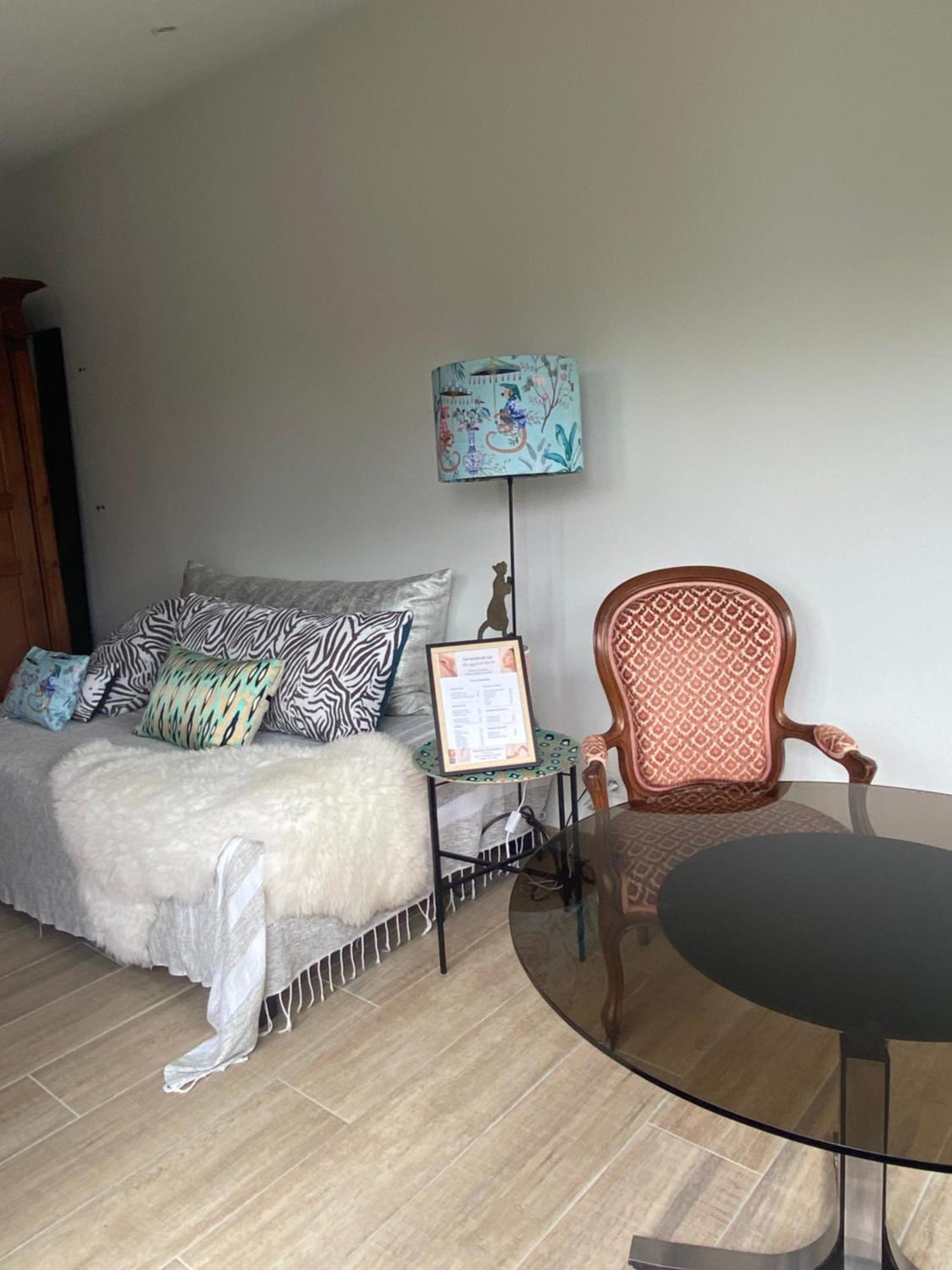 Le 5 Bis Bed & Breakfast Mornac-sur-Seudre ภายนอก รูปภาพ